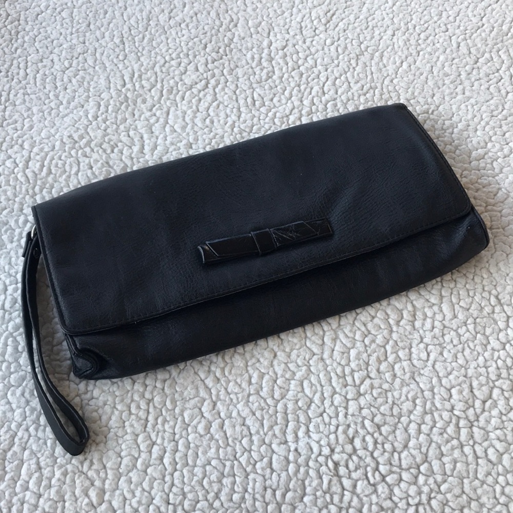 Kristin Davis Black Bow Clutch Purse Wristlet